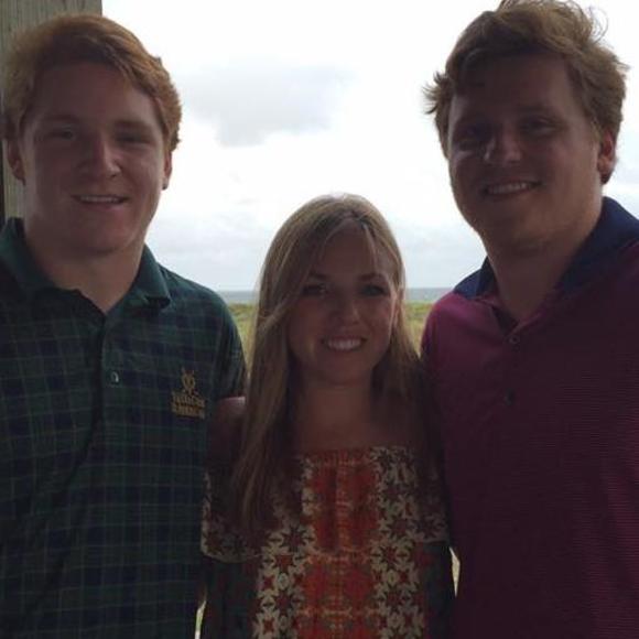 Meet your Posher, Sarah - Picture 1 of 1